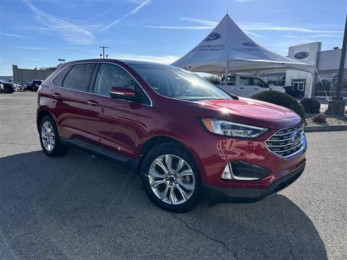 2020 Ford Edge Titanium