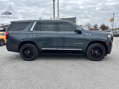2021 GMC Yukon SLT