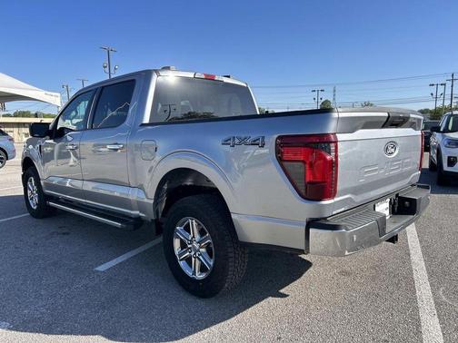 Iconic Silver Metallic 2025 Ford F-150 XLT