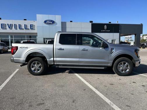 Iconic Silver Metallic 2025 Ford F-150 XLT
