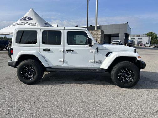 Bright White Clearcoat 2018 Jeep Wrangler Unlimited Sport