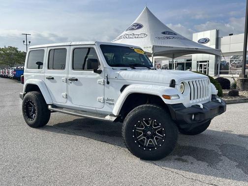 Bright White Clearcoat 2018 Jeep Wrangler Unlimited Sport