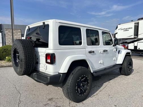Bright White Clearcoat 2018 Jeep Wrangler Unlimited Sport