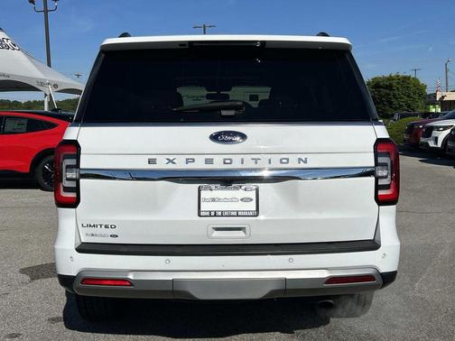 Oxford White 2024 Ford Expedition Limited