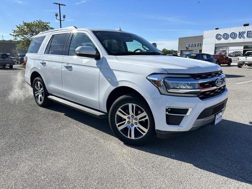 Oxford White 2024 Ford Expedition Limited