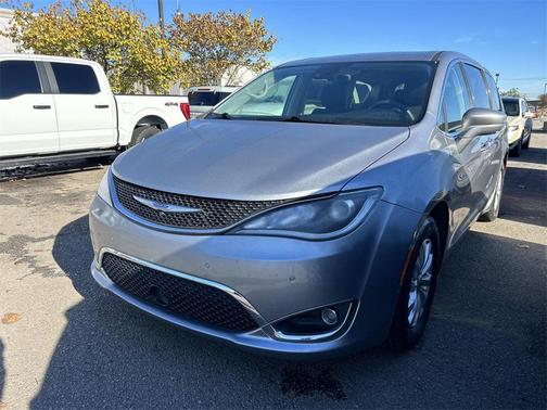 2019 Chrysler Pacifica Touring Plus
