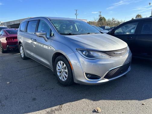 2019 Chrysler Pacifica Touring Plus