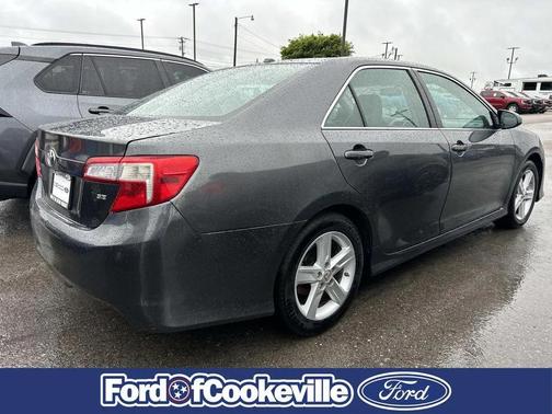 Magnetic Gray Metallic 2013 Toyota Camry SE