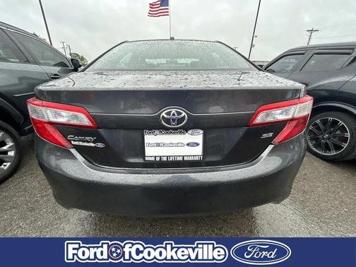 Magnetic Gray Metallic 2013 Toyota Camry SE