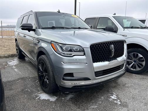 2022 Lincoln Navigator Black Label
