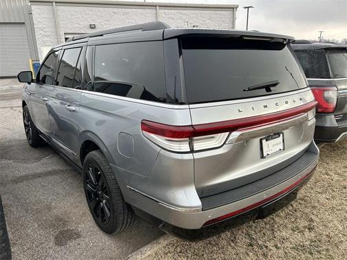 2022 Lincoln Navigator Black Label