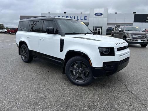 2024 Land Rover Defender 130 P400 X-Dynamic SE