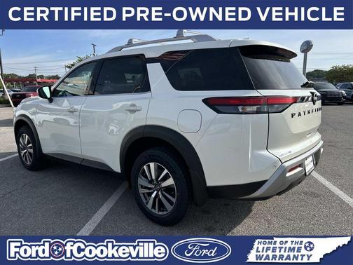 Pearl White 2024 Nissan Pathfinder SL FWD