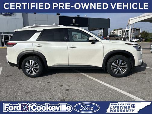 Pearl White 2024 Nissan Pathfinder SL FWD