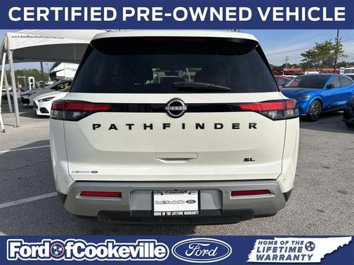 Pearl White 2024 Nissan Pathfinder SL FWD