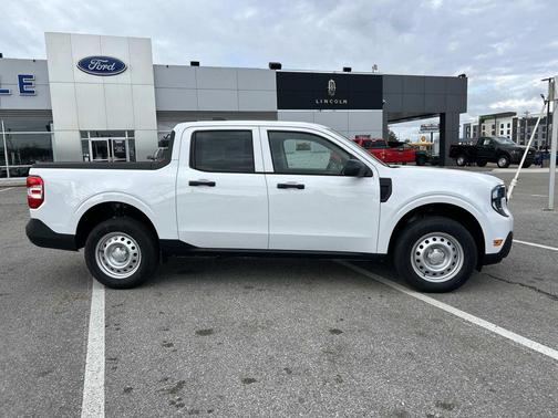 Oxford White 2026 Ford Maverick XL