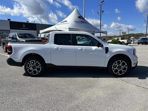 2025 Ford Maverick Lariat