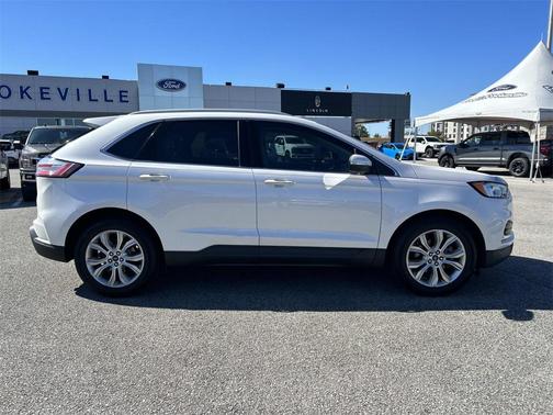 2019 Ford Edge Titanium