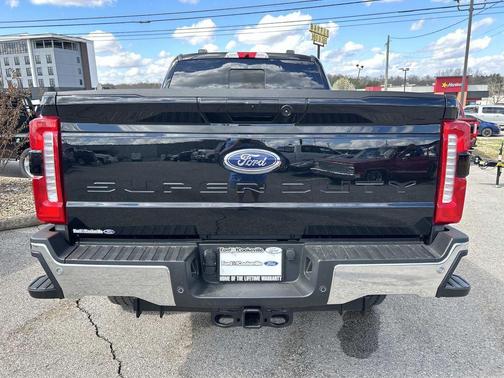 Agate Black Metallic 2026 Ford F-250 Lariat