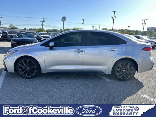 Classic Silver Metallic 2024 Toyota Corolla SE