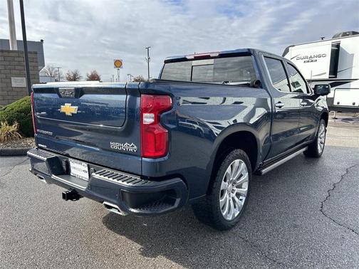 2022 Chevrolet Silverado 1500 High Country