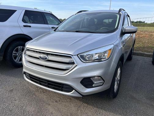 Ingot Silver 2018 Ford Escape SE