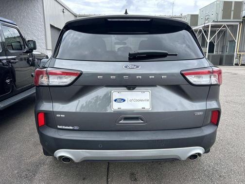 Carbonized Gray Metallic 2022 Ford Escape SE