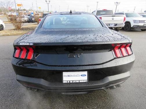 2025 Ford Mustang GT