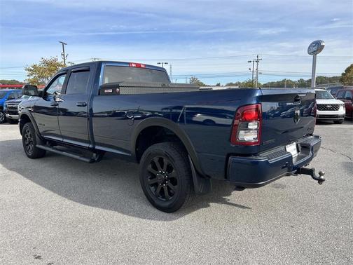 2022 RAM 3500 Big Horn Crew Cab 4x4 8' Box