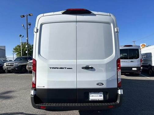 Oxford White 2026 Ford Transit-250 Base