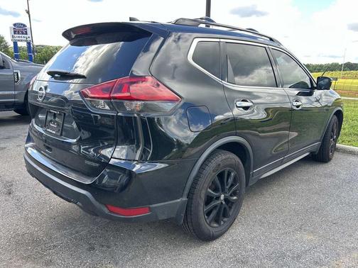 Magnetic Black 2018 Nissan Rogue SV