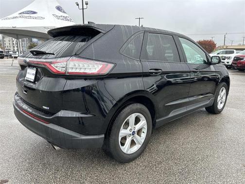 2016 Ford Edge SE