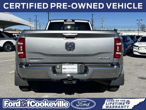 2024 RAM 3500 Laramie Crew Cab 4x4 8' Box