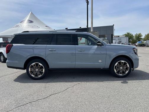 Glacier Gray Metallic Tri-Coat 2026 Ford Expedition Max King Ranch