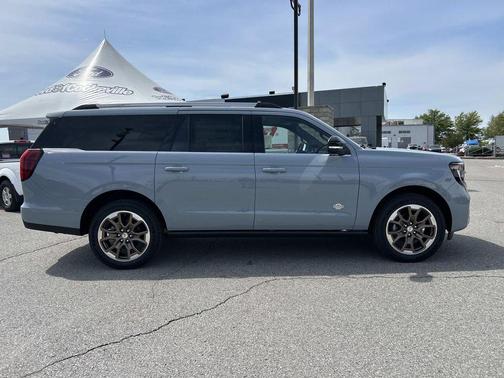 Glacier Gray Metallic Tri-Coat 2026 Ford Expedition Max King Ranch