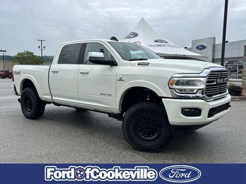Pearl White 2022 RAM 2500 Laramie Crew Cab 4x4 6'4' Box