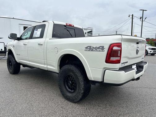 Pearl White 2022 RAM 2500 Laramie Crew Cab 4x4 6'4' Box