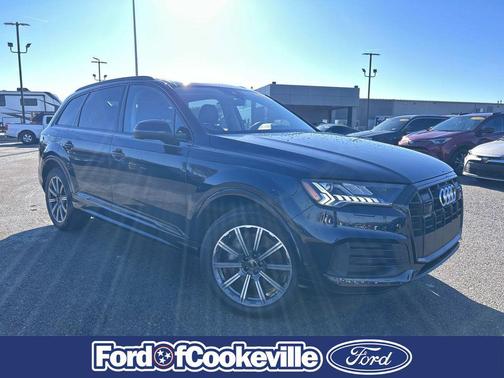 2024 Audi Q7 45 Premium Plus