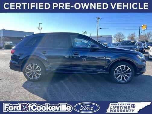 2024 Audi Q7 45 Premium Plus