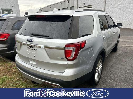 Ingot Silver Metallic 2016 Ford Explorer XLT