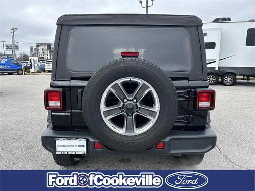 2020 Jeep Wrangler Unlimited Sahara