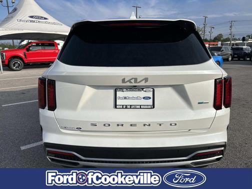 Snow White Pearl 2022 Kia Sorento Hybrid EX
