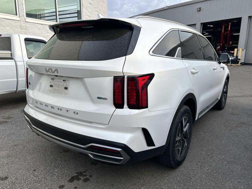 2022 Kia Sorento Hybrid EX