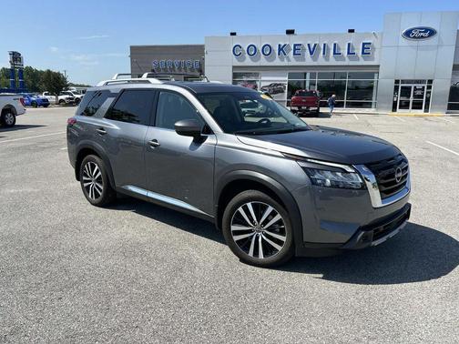 Gray 2024 Nissan Pathfinder Platinum FWD