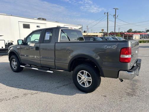 Gray 2007 Ford F-150 XLT