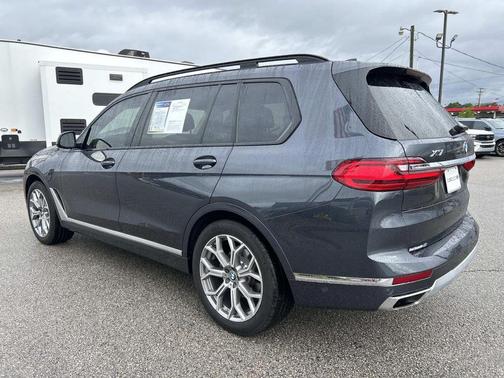 Arctic Grey Metallic 2021 BMW X7 xDrive40i