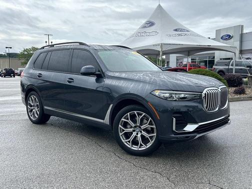Arctic Grey Metallic 2021 BMW X7 xDrive40i
