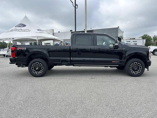 Agate Black Metallic 2026 Ford F-350 Platinum