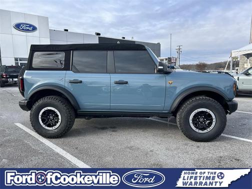 2023 Ford Bronco Badlands