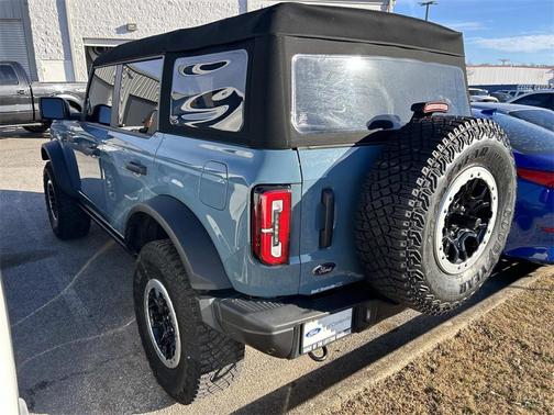 2023 Ford Bronco Badlands